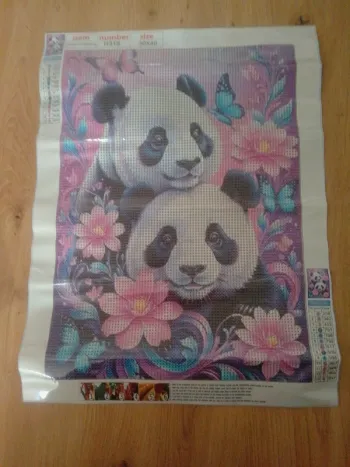 Diamond painting pandas
