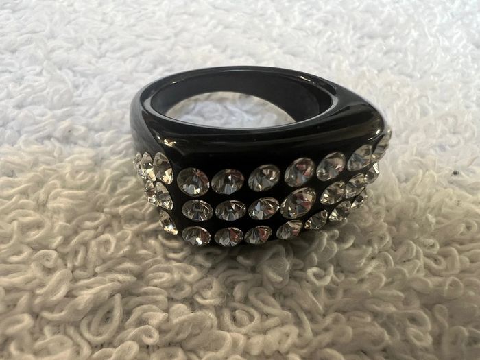 bague cristaluna Julia en cristal acrylique noir swarovski neuf 101 404 00 - photo numéro 5