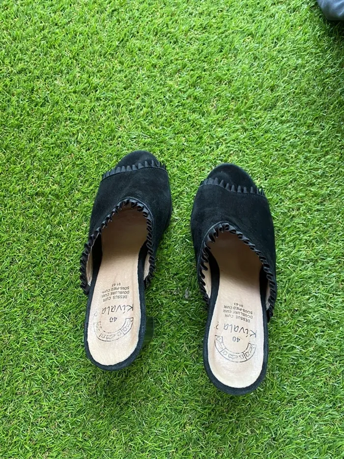 Mules à talons en cuir noires taille 40 - photo numéro 2