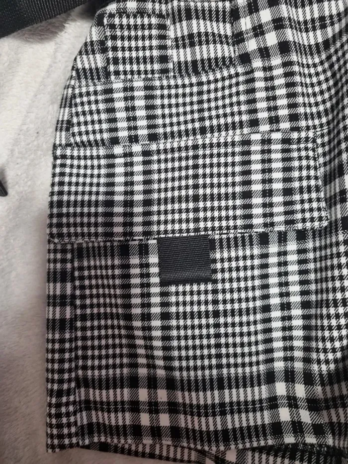 Short à damier noir et blanc - photo numéro 7