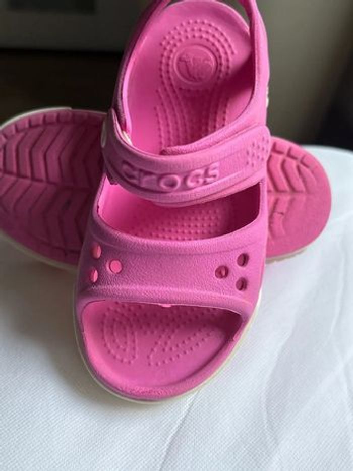 Sandales crocs taille 25 - photo numéro 6