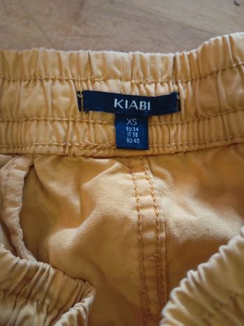 Short jaune moutarde xs