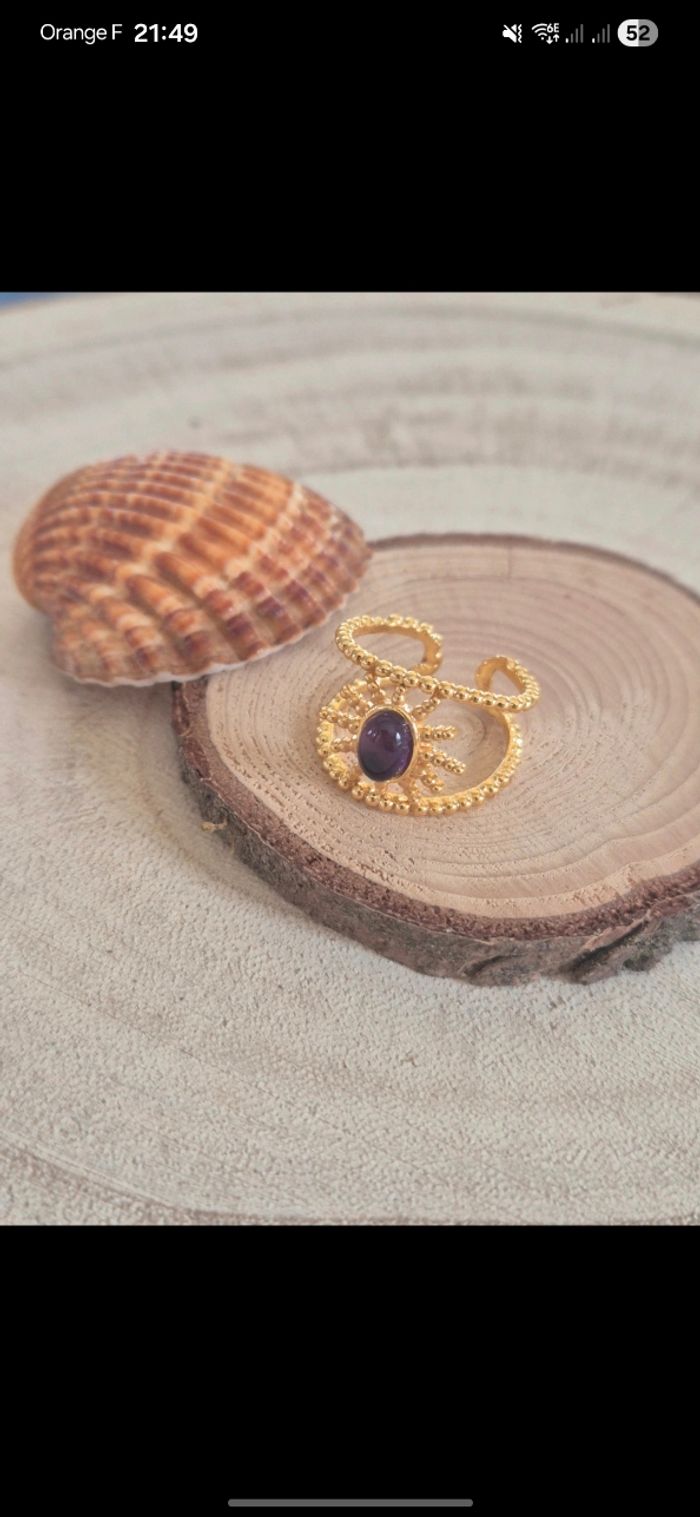 Bague soleil en laiton et cuivre dorée avec améthyste - photo numéro 3