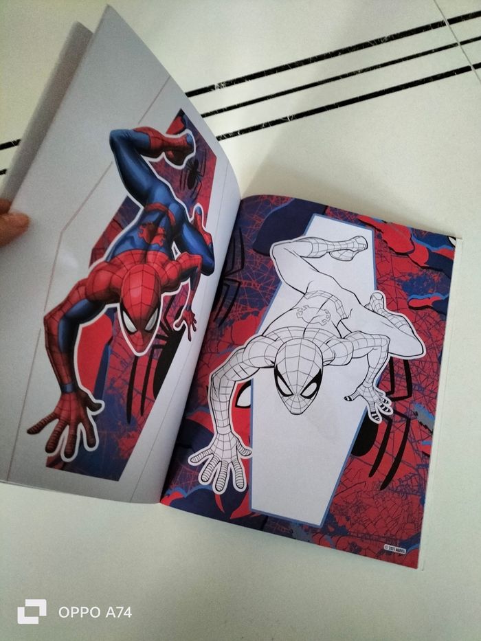 Marvel 🧡 Coloriage Spiderman - photo numéro 4