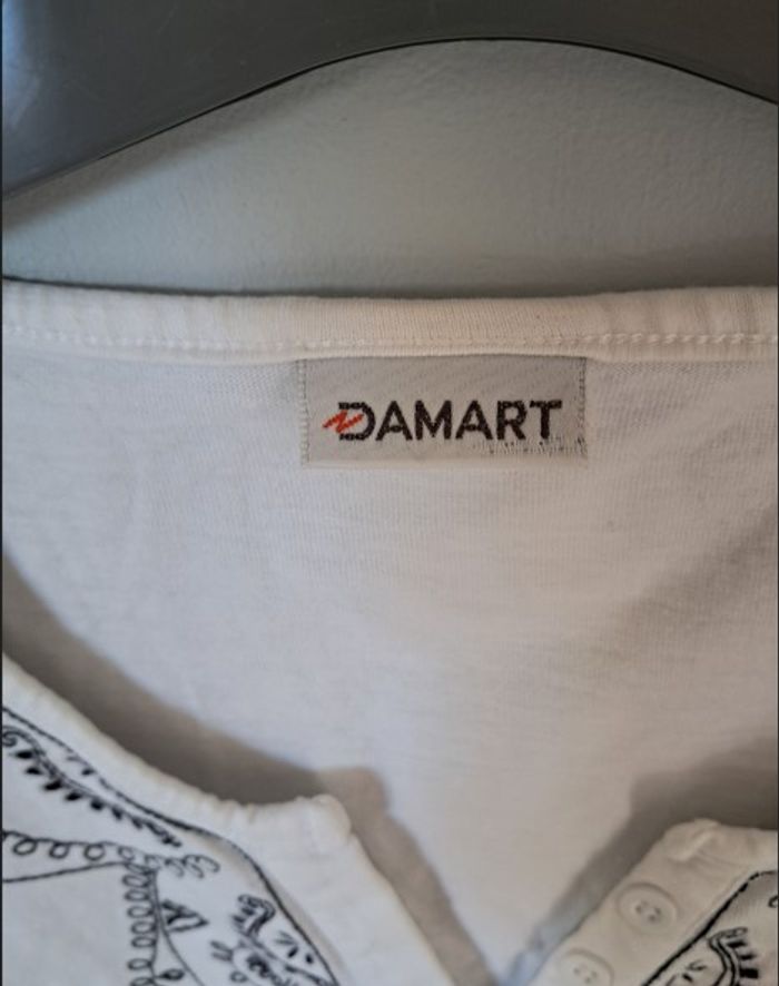 T-shirt Damart taille 38 blanc, devant fantaisie - photo numéro 2