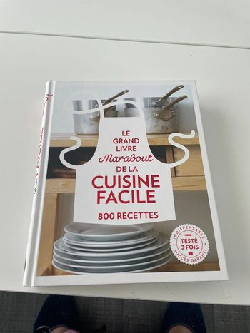 Le grand livre marabout de la cuisine facile 800 recettes