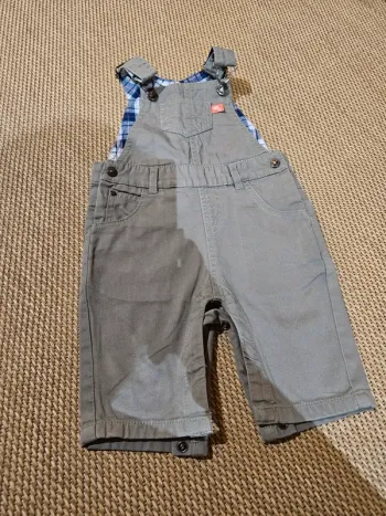 Magnifique combi-short en jean sergent major taille 24 mois