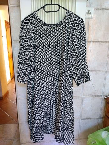 Robe à motifs noire et blanc