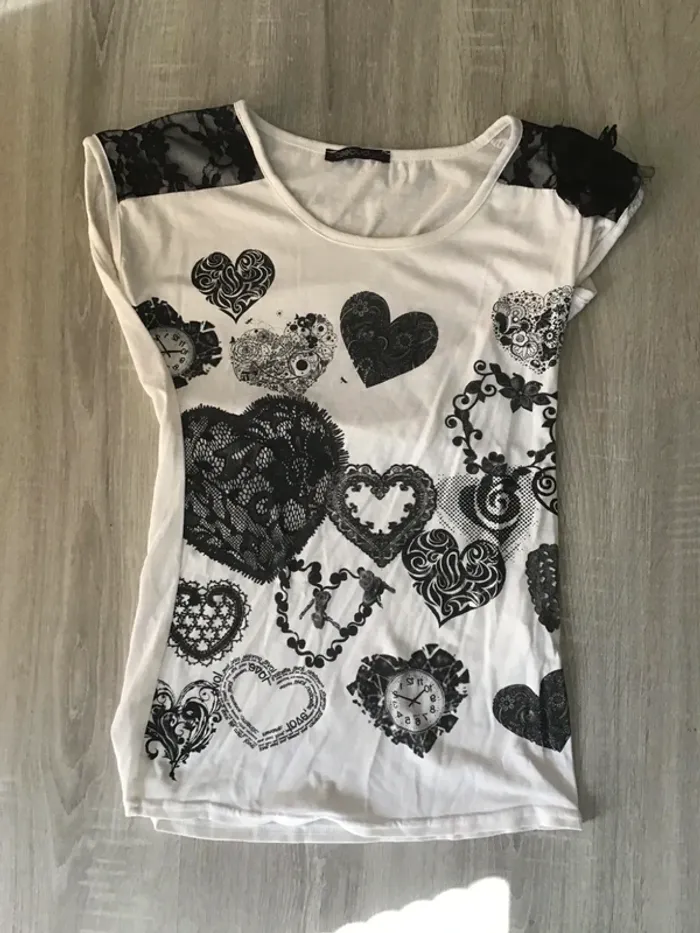 T-shirt noir et blanc Rosebud