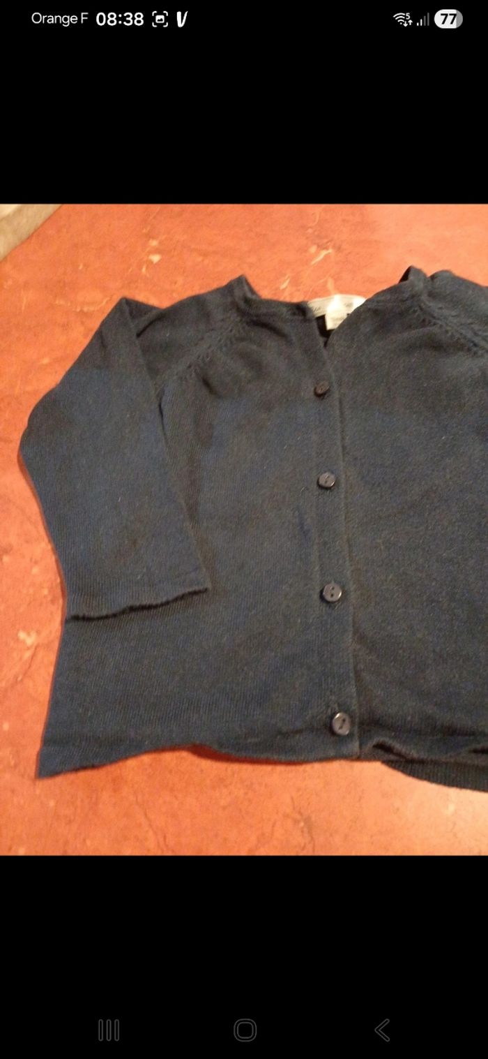 Gilet bébé taille 12 mois - photo numéro 2