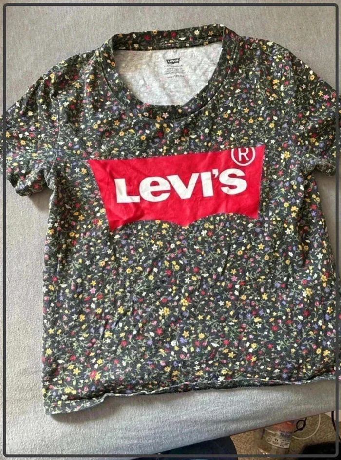 T  shirt  levi's  taille  (12ans) - photo numéro 3