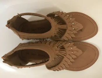 Sandales à franges avec strass neuves