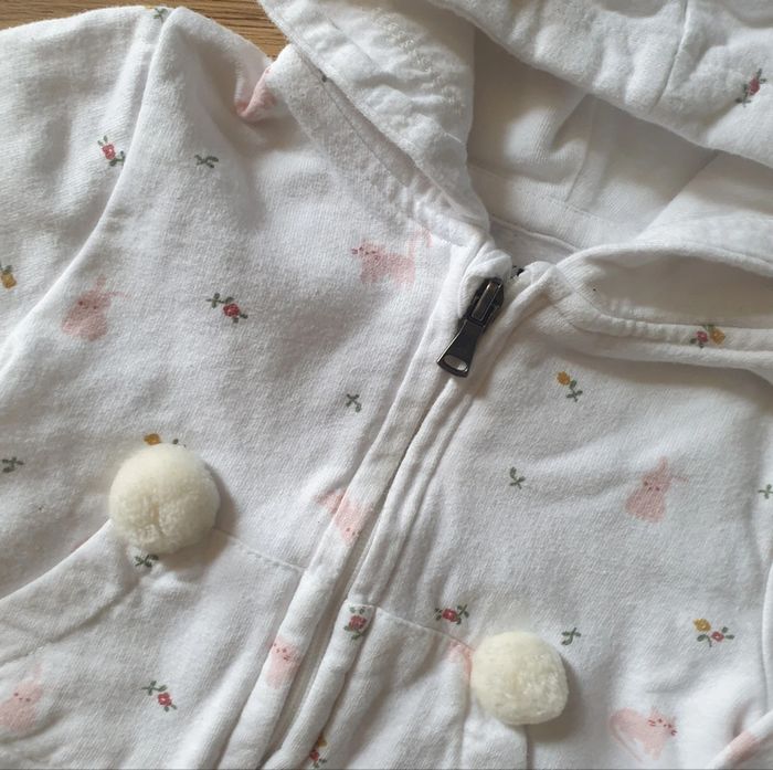 🩷 Veste à capuche 1 mois Kiabi #emyfleury_1moisfille - photo numéro 2