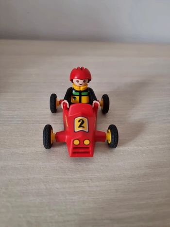 Enfant avec voiture de course - Playmobil