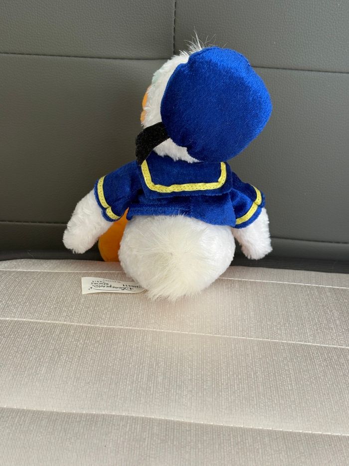 Petite peluche Donald Duck de Disneyland Resort Paris - photo numéro 3