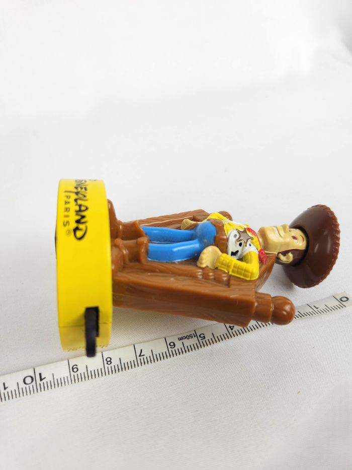 Figurine Woody Toy Story - Tampon Disneyland Paris - Vintage 1999 - photo numéro 8