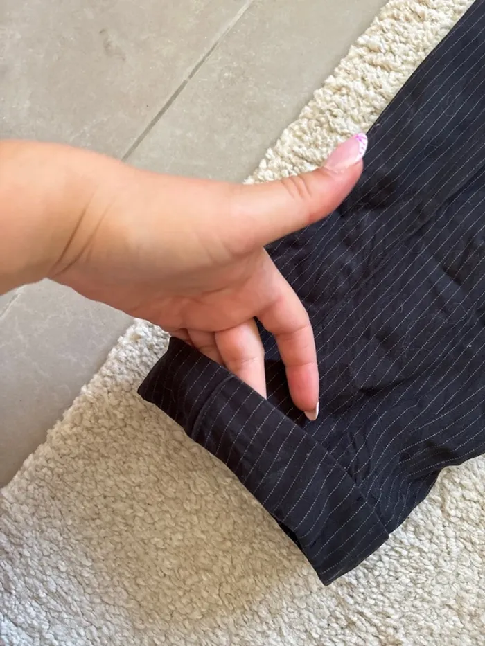 pantalon noir à rayures mango taille M - photo numéro 6