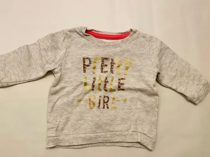 2 sweat-shirts fille 6 mois - photo numéro 2