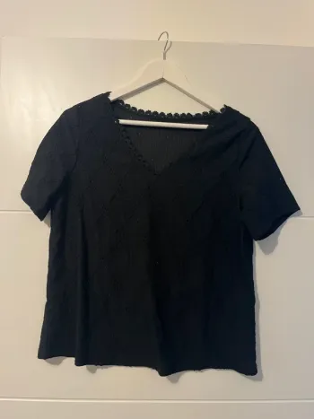 T-shirt noir