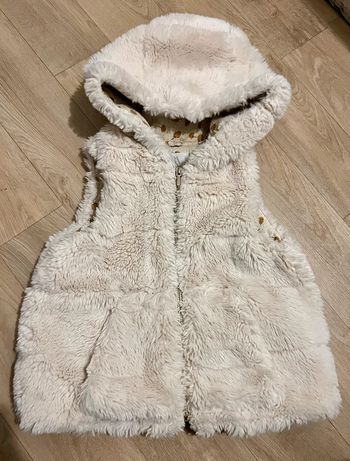 Gilet en fourrure sans manche 3/4 ans Zara