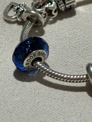 Charm Pandora Verre de Murano Bleu Facetté Argent Massif
