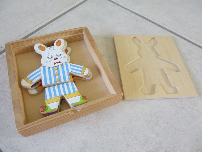 Puzzle lapin à habiller en bois 9 pièces - photo numéro 3