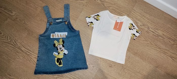 Ensemble salopette et t-shirt neuf Disney taille 9 12 mois