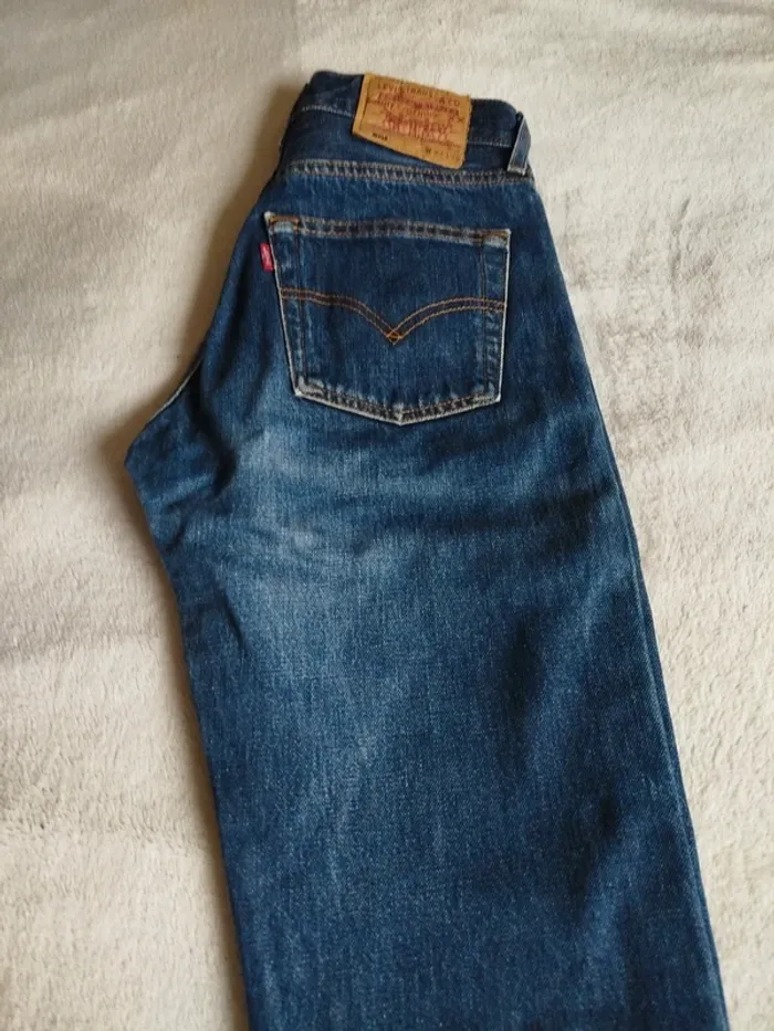 Jean femme Levi's 501 taille W27 L32 - photo numéro 5