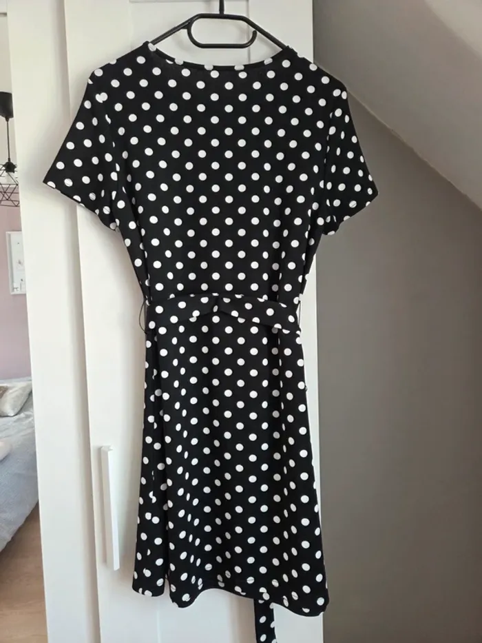 Robe à pois noire et blanche - photo numéro 2