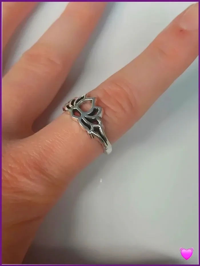 Bague lotus argentée en acier inoxydable - photo numéro 3