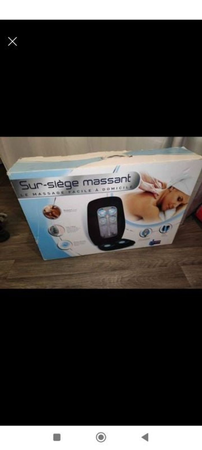 Siège de massage avec prise allume cigarre