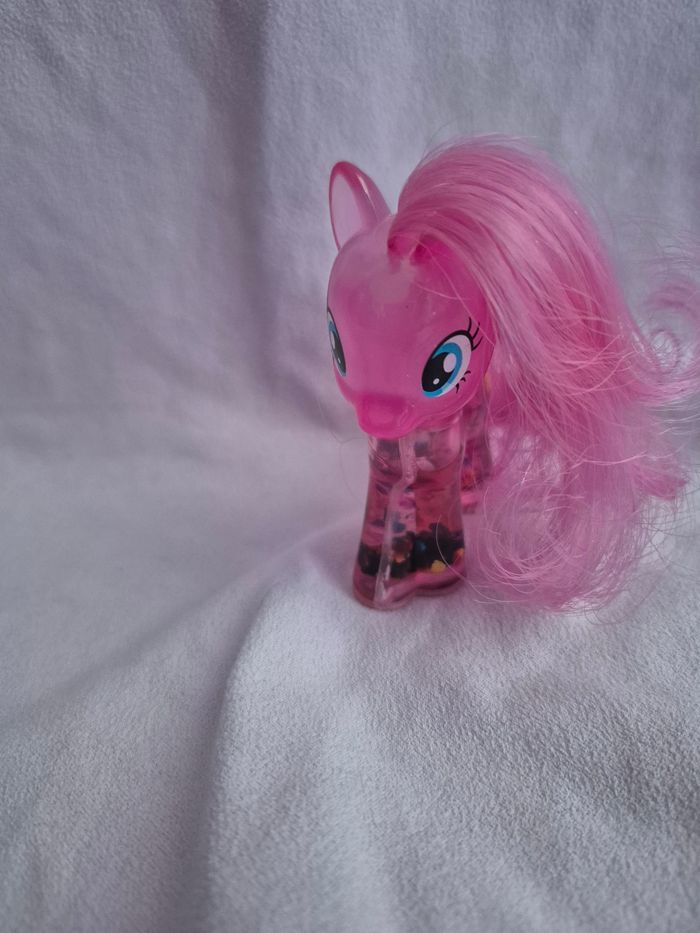 Petit poney - photo numéro 2