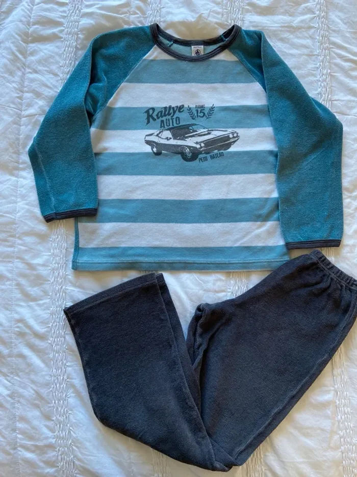 Beau pyjama Bateau 8/9 ans