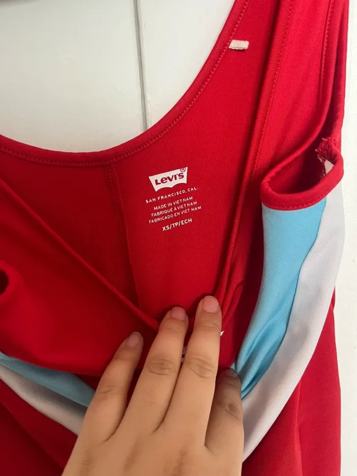 Body Levis - photo numéro 3