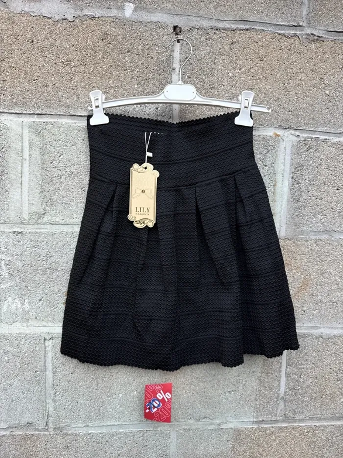 Jupe Lily fashion neuf taille unique