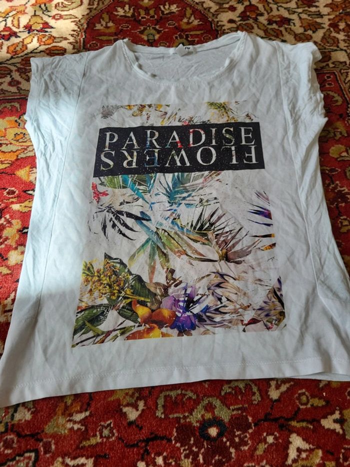 Tee shirt jennyfer Taille s - photo numéro 3