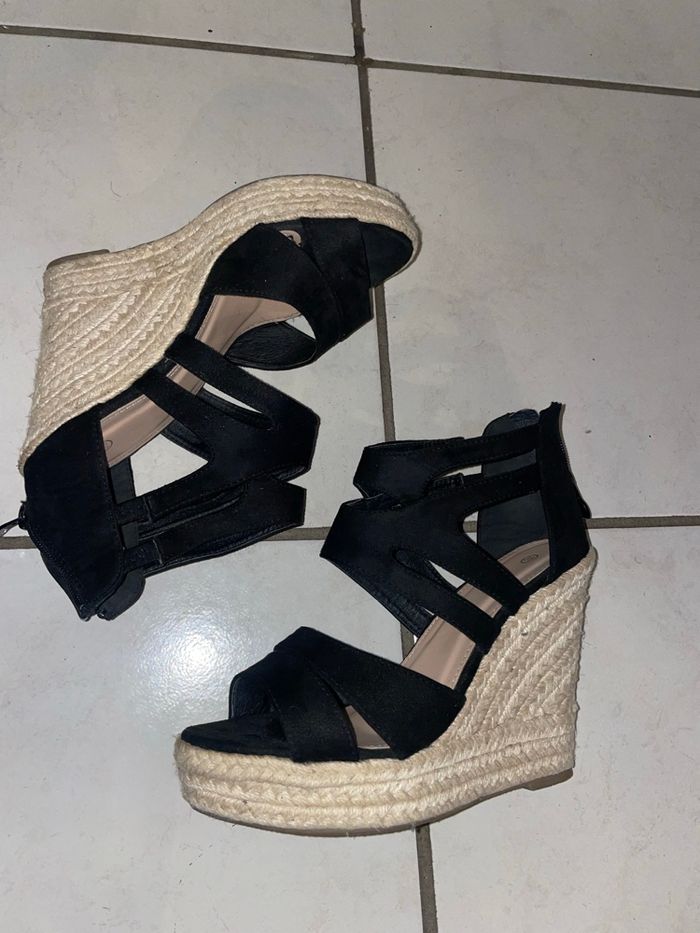 Chaussure compensée femme pointure 38 - photo numéro 5