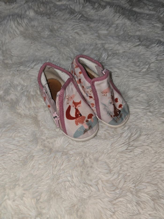 Chaussons t 22 - photo numéro 5