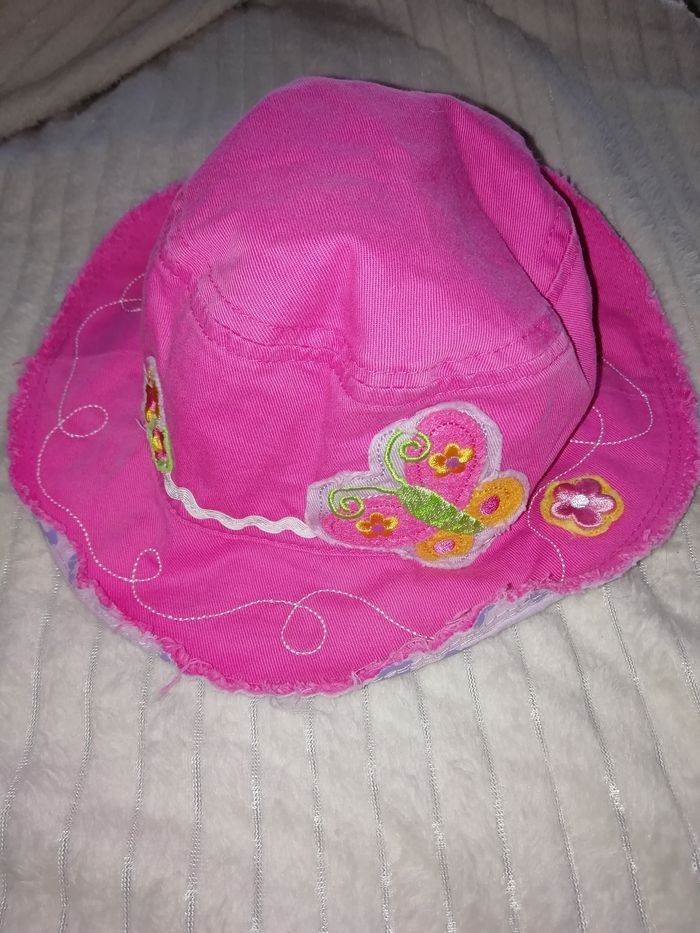 Chapeau "bob" fille rose papillon taille 49 50