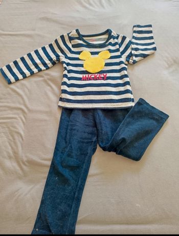 Pyjama 2 pièces - taille 24 mois