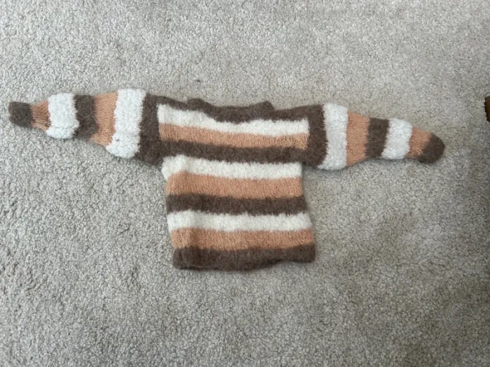 Pull chaud rayé fait main mixte - 6/9 mois