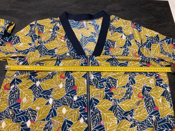 Chemisier, Veste légère style bombers - photo numéro 11