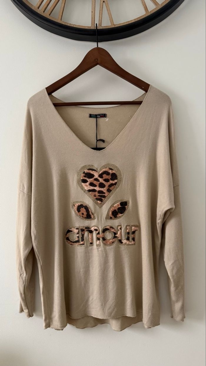 Pull col V cœur léopard amour doré TU