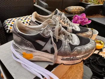 Sneakers basket running T38 noir argent  portés  mais tbe