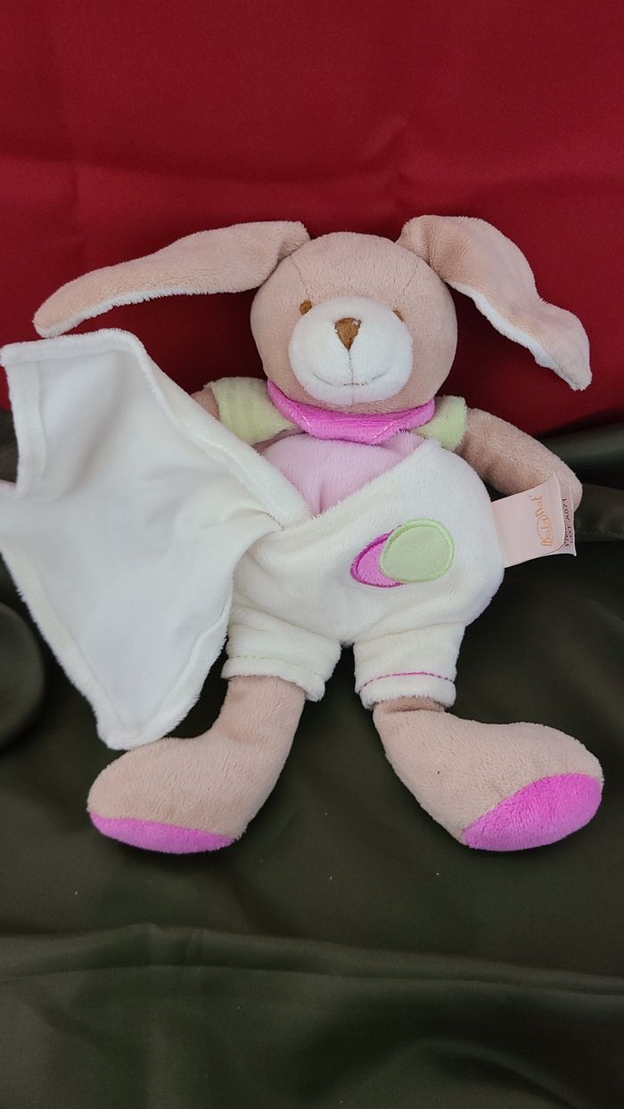 Doudou lapin rose vert blanc mouchoir BABY NAT