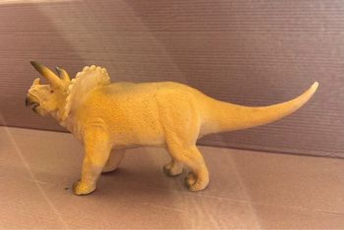 Lot 2 dinosaures ( triceraptor et silvisaurus) - photo numéro 2