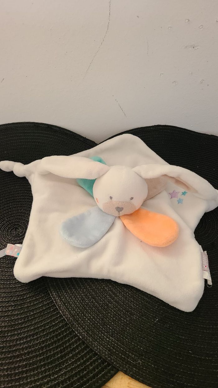 Doudou plat lapin blanc beige bleu orange gris Bébé9 - photo numéro 3