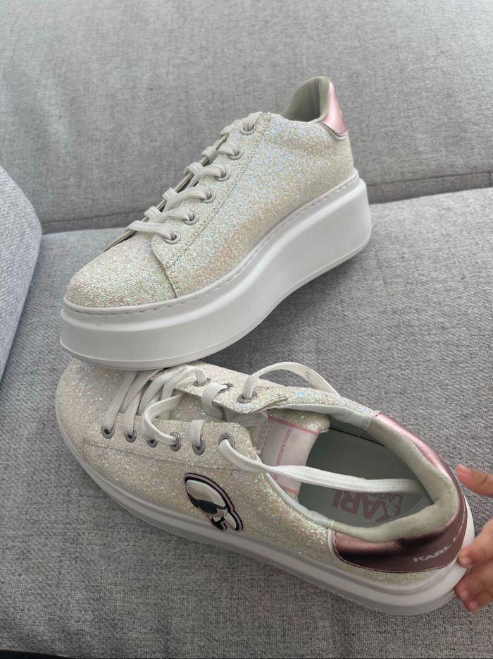 Karl Lagerfeld basket