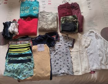 Lot vêtements Garçon 8 ans