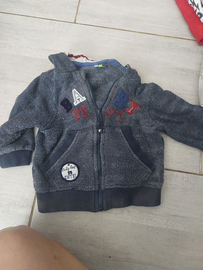 Vêtements bébé 9mois - photo numéro 4